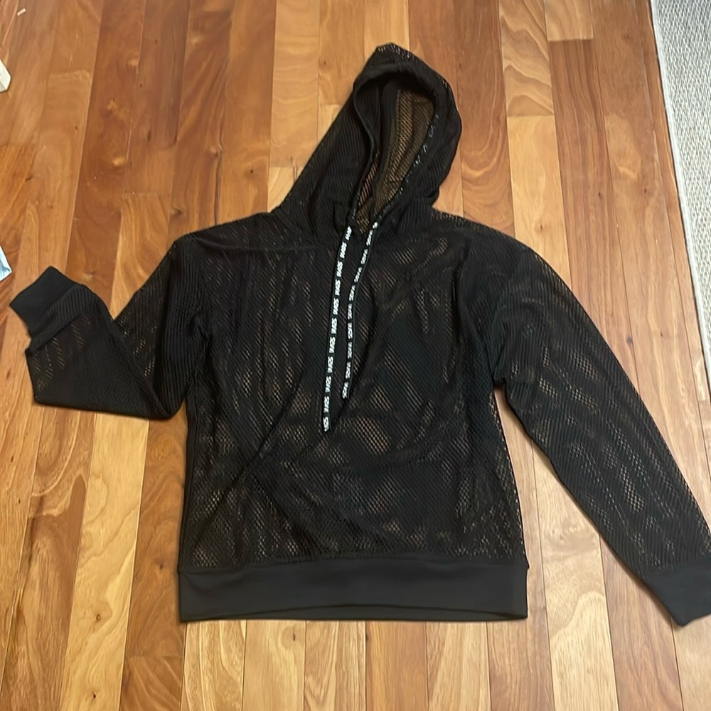 Savvi women’s mesh hoodie. Size Medium.